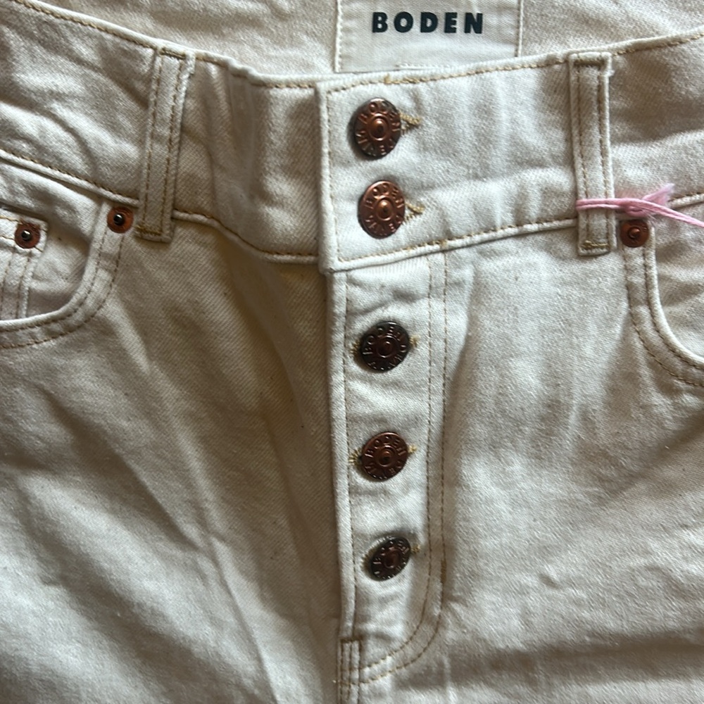 Boden Cream Wide-Leg Jeans - Picture 4 of 5